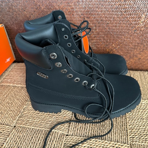 Lugz Convoy Boots Men’s size 7 wide or Women’s 9 wide NWT - Picture 4 of 8